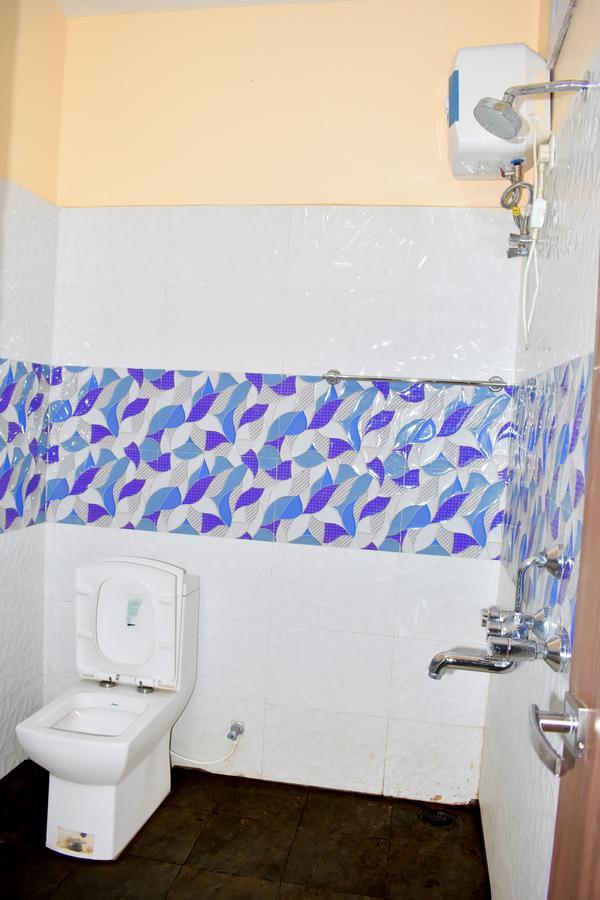 Hotel Triveni Balangir Экстерьер фото